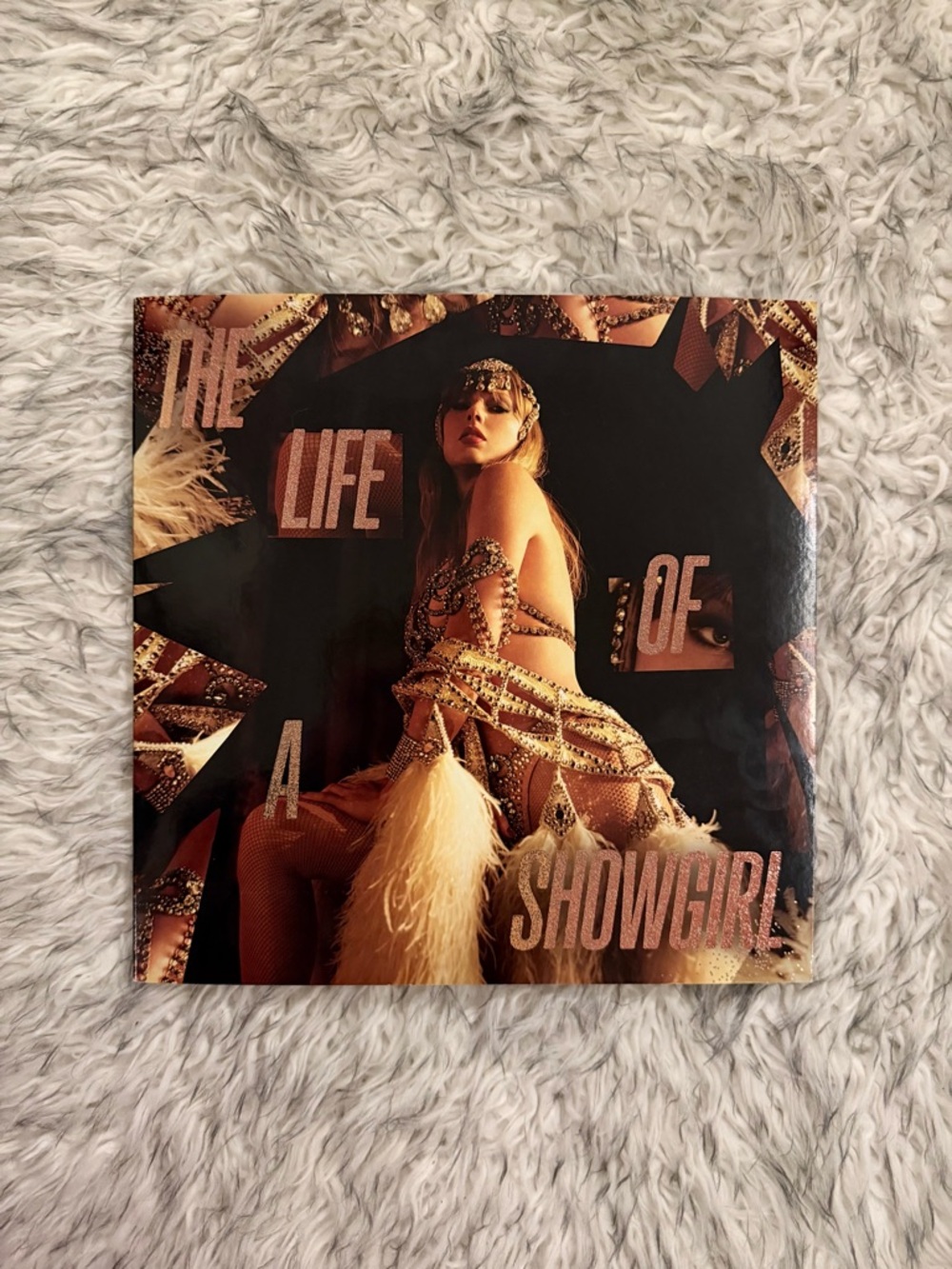 Taylor Swift ‘The Life Of A Showgirl’: The Crowd Is Your King